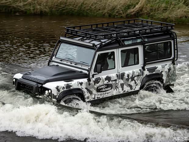 路虎(進口) 路虎衛(wèi)士 2022款 Works V8 Trophy II
