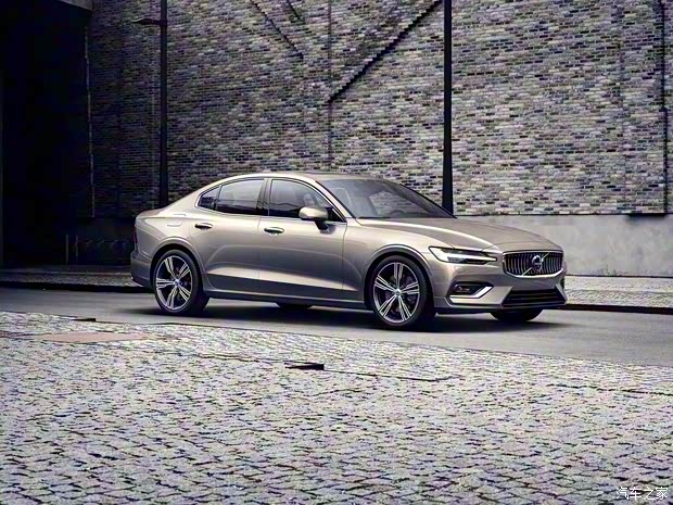 沃尔沃(进口) 沃尔沃S60 2018款 T6 AWD Inscription 沃尔沃(进口) 沃尔沃S60 2018款 T6 AWD Inscription