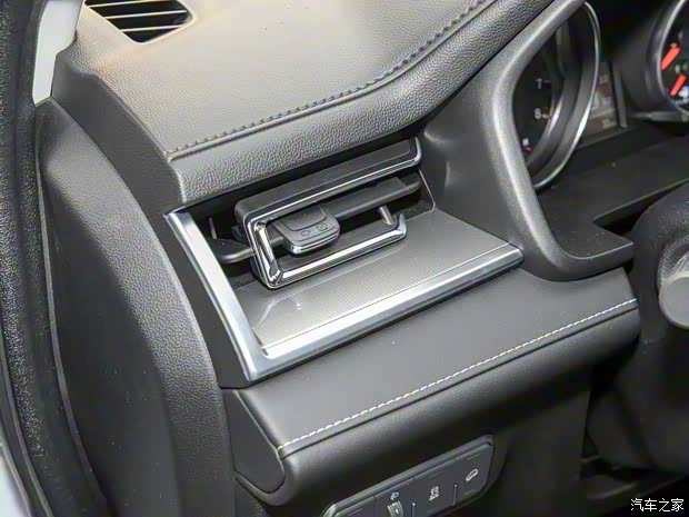 长城汽车 哈弗M6 2021款 PLUS 1.5T 手动精英智联型