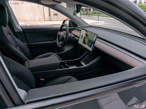 特斯拉(进口) Model Y(海外) 2019款 Performance高性能全轮驱动版 特斯拉(进口) Model Y(海外) 2019款 Performance高性能全轮驱动版