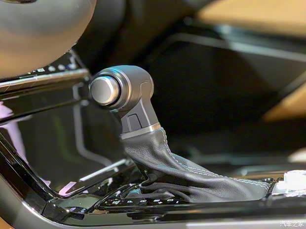 起亚(进口) 凯尊 2020款 基本型