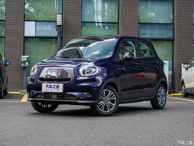 零跑汽车 零跑T03 2022款 琉璃版 零跑汽车 零跑T03 2022款 琉璃版