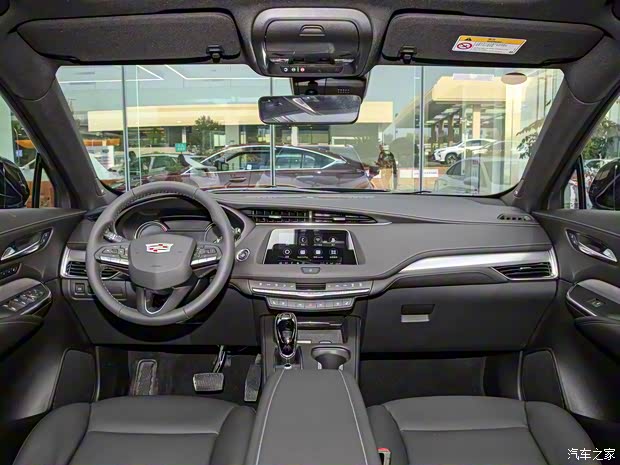 上汽通用凱迪拉克 凱迪拉克XT4 2023款 28T 兩驅(qū)尊貴型