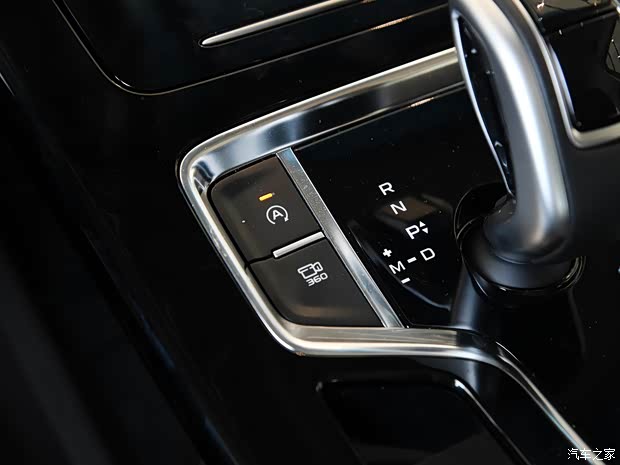 吉利汽车 嘉际 2019款 1.5TD MHEV 尊享型 吉利汽车 嘉际 2019款 1.5TD MHEV 尊享型