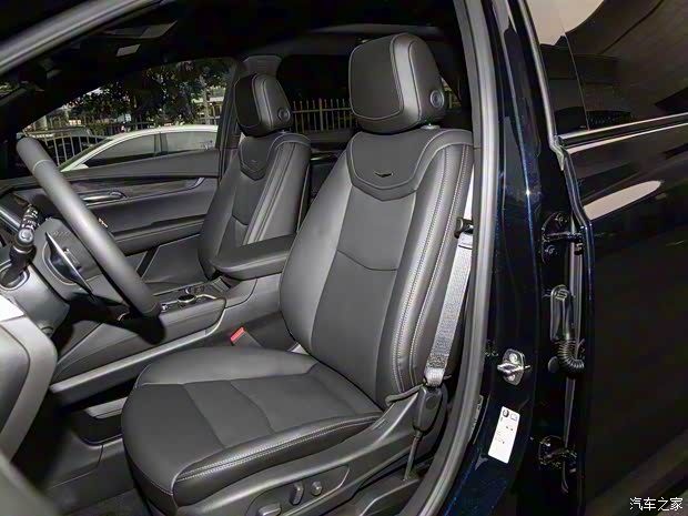 上汽通用凱迪拉克 凱迪拉克XT5 2023款 2.0T 四驅(qū)尊貴型（至臻版）