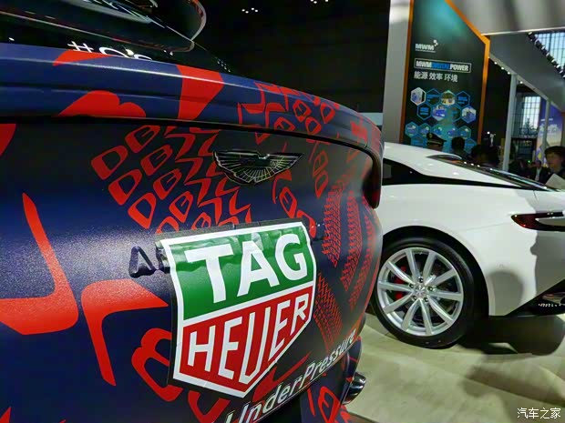 阿斯顿·马丁 阿斯顿·马丁DBX 2020款 基本型