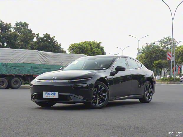 小鹏汽车 小鹏P7 2022款 480G+ 小鹏汽车 小鹏P7 2022款 480G+