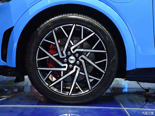 福特(进口) Mustang Mach-E 2020款 基本型 福特(进口) Mustang Mach-E 2020款 基本型