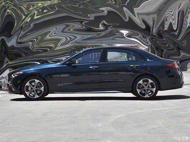 北京奔驰 奔驰C级 2022款 C 260 L 运动皓夜版