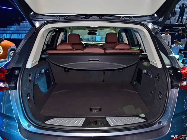 上汽通用别克 昂科威 2020款 28T 四驱全能运动旗舰型