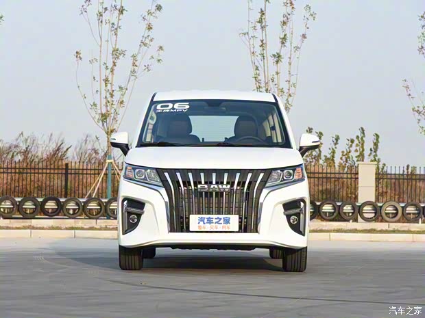 北京汽车制造厂 王牌M7 2022款 1.6L 长轴豪华型 7座 北京汽车制造厂 王牌M7 2022款 1.6L 长轴豪华型 7座