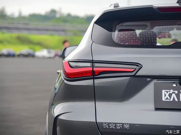 長(zhǎng)安汽車 長(zhǎng)安歐尚X5 2020款 1.5T 高配版