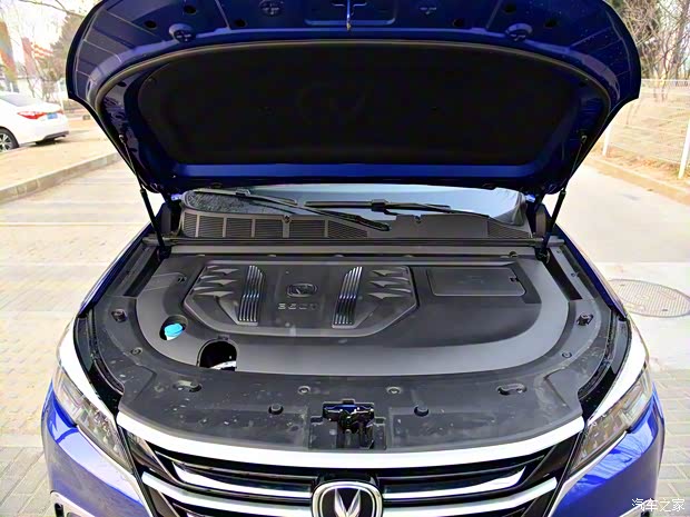 长安汽车 长安CS85 COUPE 2019款 2.0T 智版 长安汽车 长安CS85 COUPE 2019款 2.0T 智版