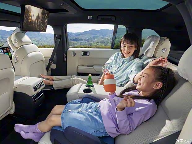 理想汽车 理想L7 2023款 Max