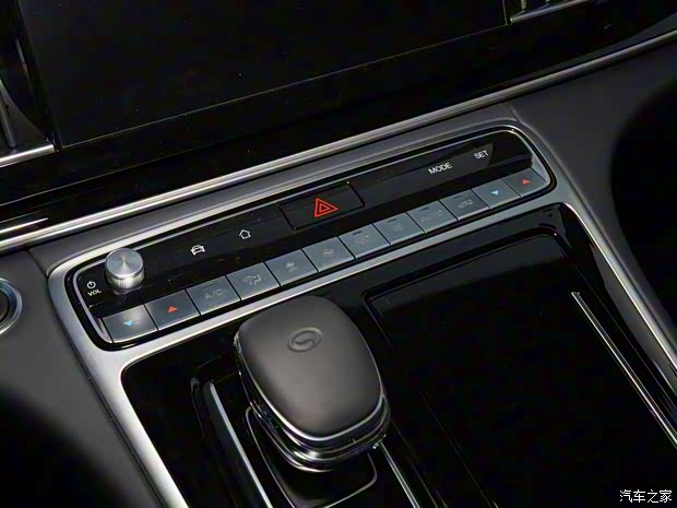 广汽乘用车 传祺M8 2022款 350T 高配版