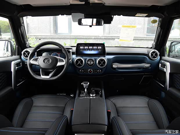 北京越野 北京BJ40 2019款 PLUS 2.3T 自动四驱尊享版 国VI