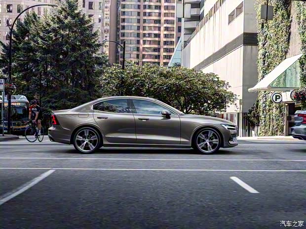 沃尔沃(进口) 沃尔沃S60 2018款 T6 AWD Inscription 沃尔沃(进口) 沃尔沃S60 2018款 T6 AWD Inscription