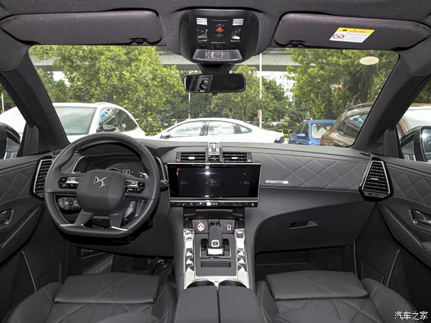 长安标致雪铁龙 DS 7 2020款 45THP 里沃利版