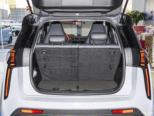 奇瑞新能源 奇瑞無界Pro 2022款 301km 魔獸版