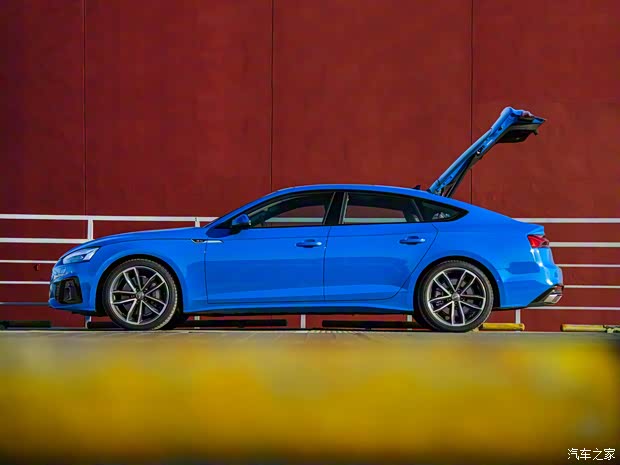 奥迪(进口) 奥迪A5 2021款 Sportback 45 TFSI quattro 臻选动感型