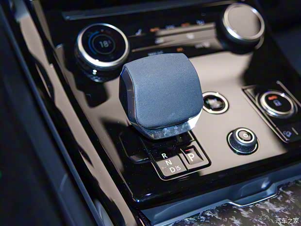 路虎(进口) 揽胜运动版 2023款 首发版