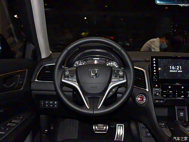 广汽本田 冠道 2020款 370TURBO 四驱至尊版