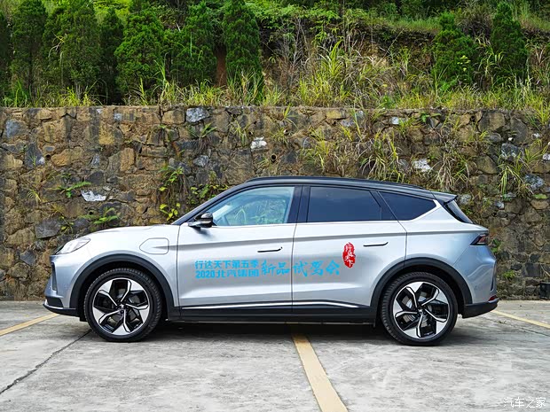 北汽新能源 ARCFOX αT 2020款 600km 四驱版