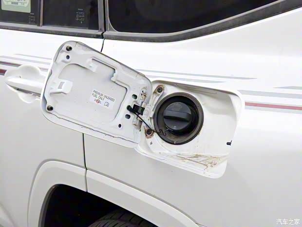 丰田(进口) 兰德酷路泽(进口) 2022款 3.5T 中东版