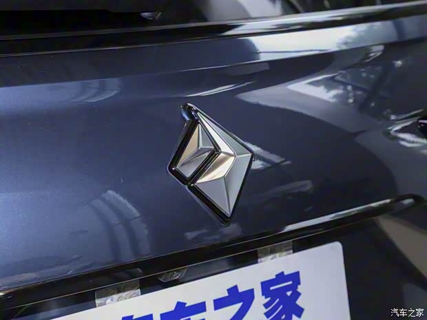 上汽通用五菱 新宝骏RS-7 2021款 300T CVT 6座基本型 上汽通用五菱 新宝骏RS-7 2021款 300T CVT 6座基本型