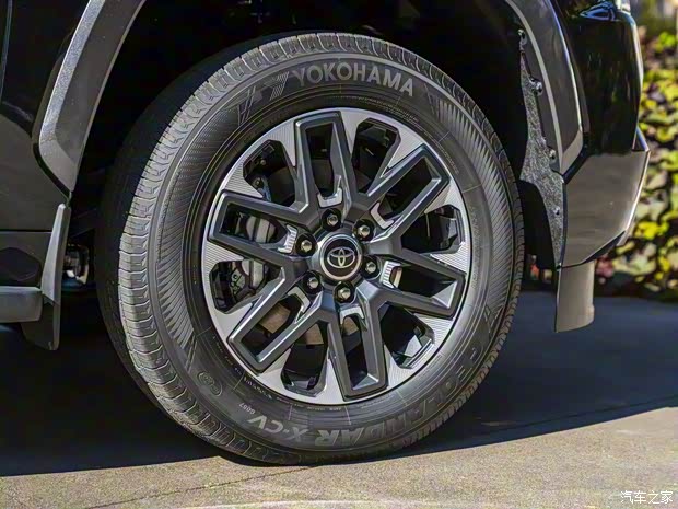 丰田(进口) 红杉 2023款 Limited