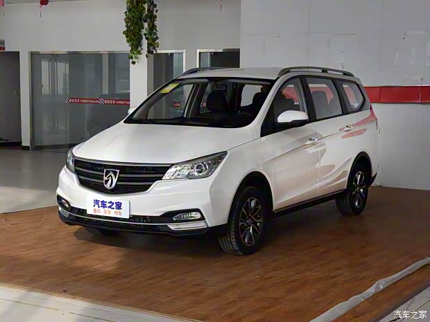 上汽通用五菱 宝骏730 2019款 1.5T 手动时尚型 7座 上汽通用五菱 宝骏730 2019款 1.5T 手动时尚型 7座