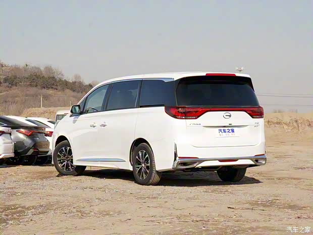 广汽乘用车 传祺M8 2022款 350T 高配版