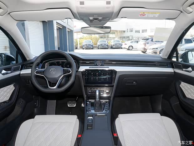 一汽-大众 迈腾 2022款 330TSI DSG基本型