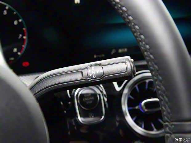 北京奔馳 奔馳A級(jí)AMG 2019款 AMG A 35 L 高配版