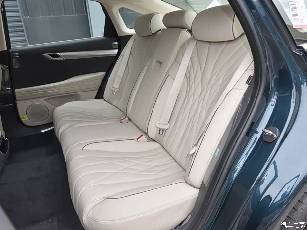 捷尼賽思 捷尼賽思G80 2021款 2.5T 后驅(qū)豪華版