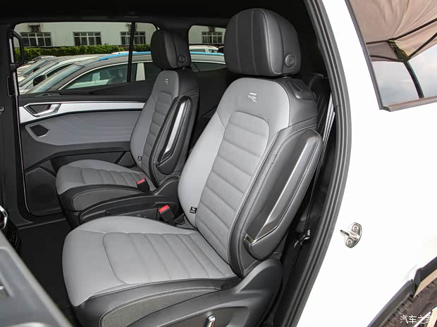 一汽-大众 揽境 2022款 380TSI 四驱R-Line拓境版 6座