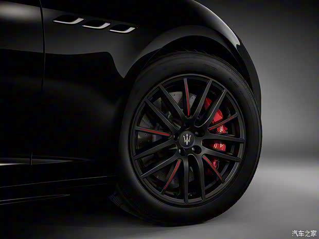 玛莎拉蒂 Ghibli 2018款 Ribelle 玛莎拉蒂 Ghibli 2018款 Ribelle