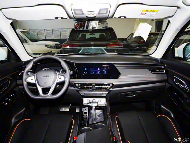 长安汽车 长安欧尚X7 PLUS 2022款 1.5T 蓝鲸版自动尊享型 7座 长安汽车 长安欧尚X7 PLUS 2022款 1.5T 蓝鲸版自动尊享型 7座