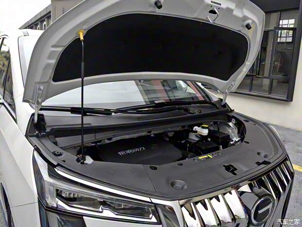 广汽乘用车 传祺M8 2023款 宗师系列 400T 自动旗舰 广汽乘用车 传祺M8 2023款 宗师系列 400T 自动旗舰