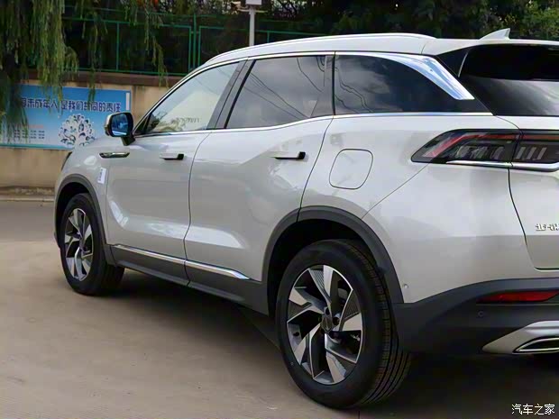 北京汽車 BEIJING-X7 2020款 1.5T 自動(dòng)致美智尊版