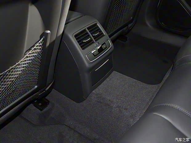 一汽-大眾奧迪 奧迪A4L 2019款 45 TFSI quattro 個性運(yùn)動版 國VI