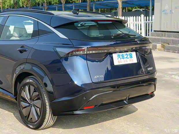 东风日产 Ariya 2022款 两驱高配版