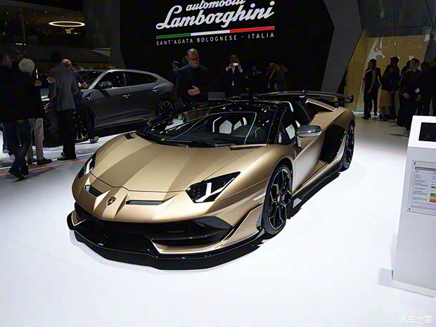兰博基尼 Aventador 2019款 Aventador SVJ Roadster 兰博基尼 Aventador 2019款 Aventador SVJ Roadster