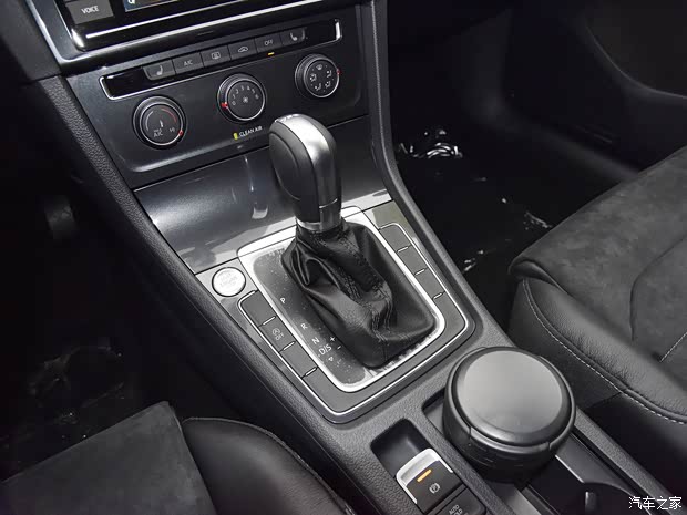 一汽-大眾 高爾夫 2019款 280TSI 自動(dòng)豪華型