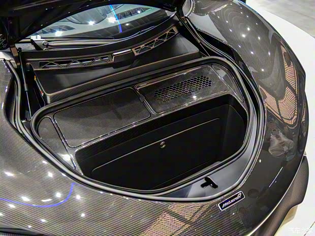 邁凱倫 邁凱倫Speedtail 2020款 基本型