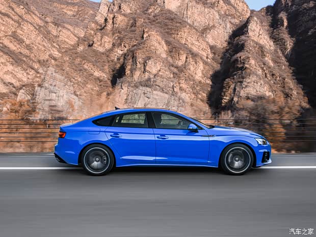 奥迪(进口) 奥迪A5 2021款 Sportback 45 TFSI quattro 臻选动感型