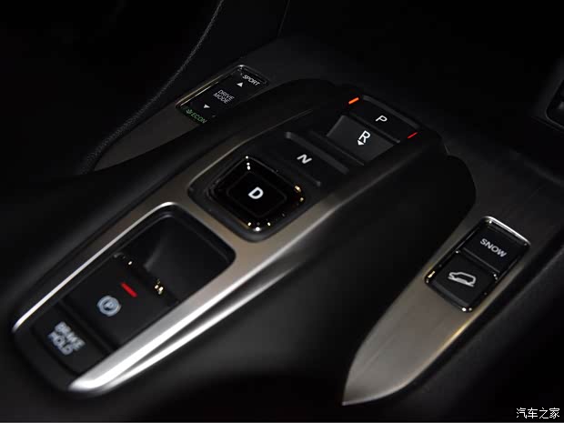 广汽本田 冠道 2020款 370TURBO 四驱至尊版