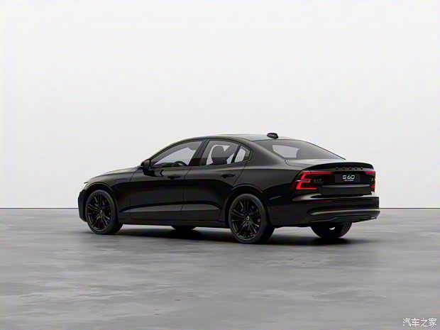 沃尔沃亚太 沃尔沃S60新能源 2023款 T8 E驱混动 四驱智雅极夜黑版 沃尔沃亚太 沃尔沃S60新能源 2023款 T8 E驱混动 四驱智雅极夜黑版