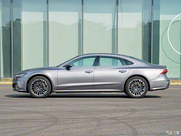 上汽奥迪 奥迪A7L 2022款 45 TFSI quattro S-line 见远型流晶套装 上汽奥迪 奥迪A7L 2022款 45 TFSI quattro S-line 见远型流晶套装