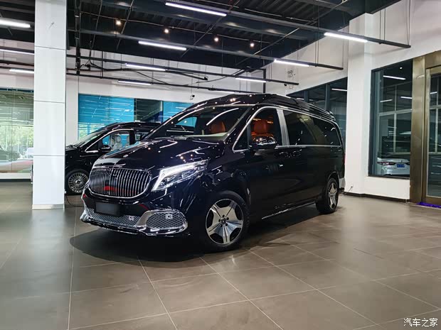 莱茵汽车 莱茵旅行者 2022款 2.0T S级香氛版 莱茵汽车 莱茵旅行者 2022款 2.0T S级香氛版